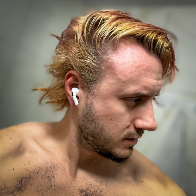 Dmitry Ovsienko @Dmitry_Ovsienko