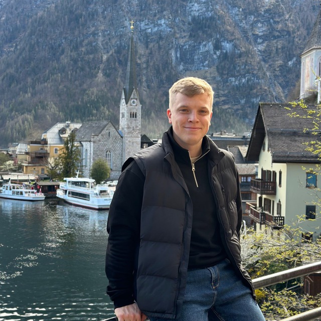 Alexander Slavutin @aslavutin