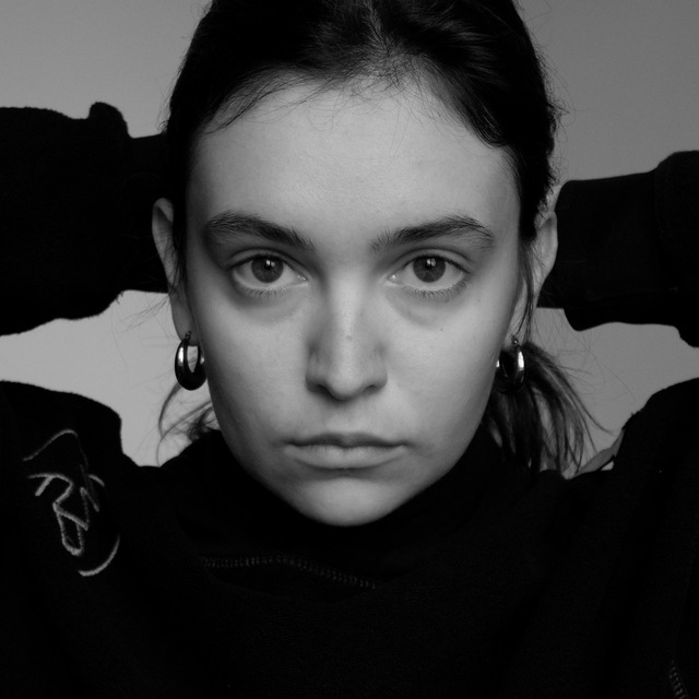 Daniela Muntyan @danielamuntyan