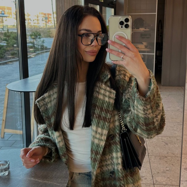 Elizabeth Gevorkian @lisiilia