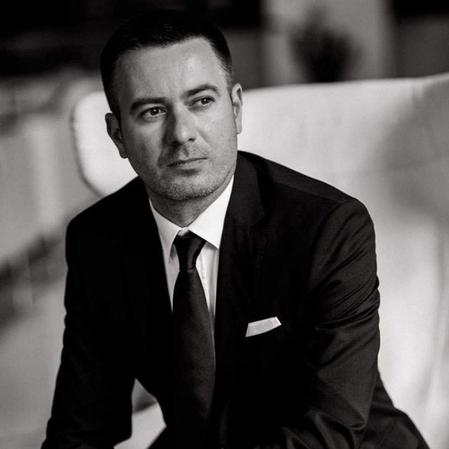 Alexander Kovtonyuk @AlexanderKovtonyuk