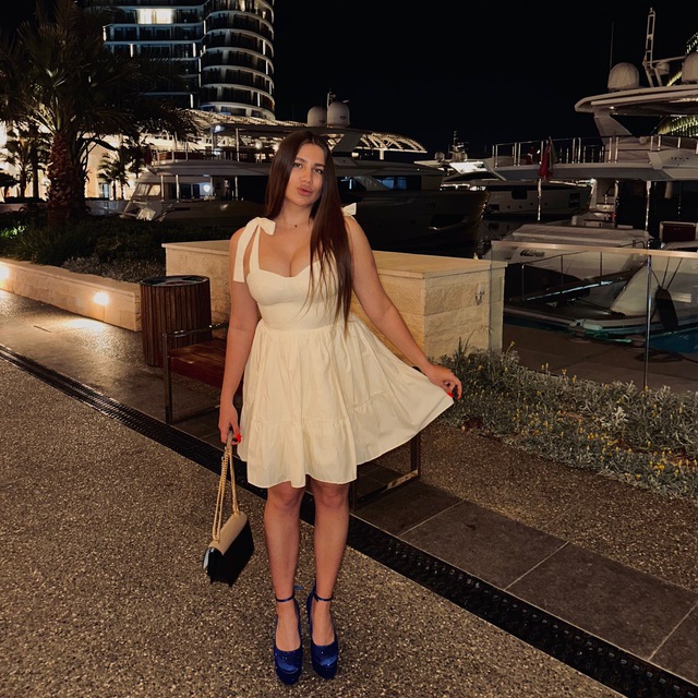 Anna L👑 @alobanova