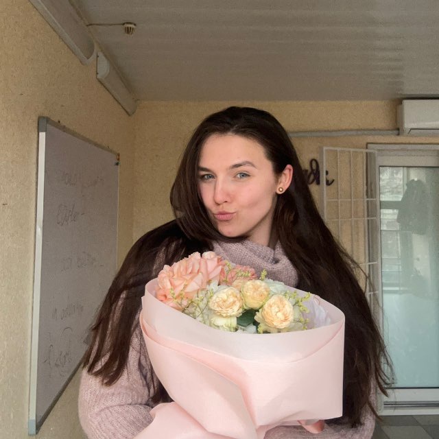 Софія @sofiko_bidniak