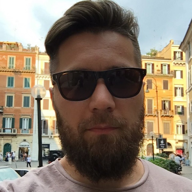 Sergey Sukhov @bearface