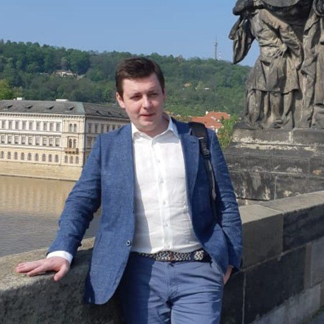 Ivan Kolodeev @ivan_kolodeev