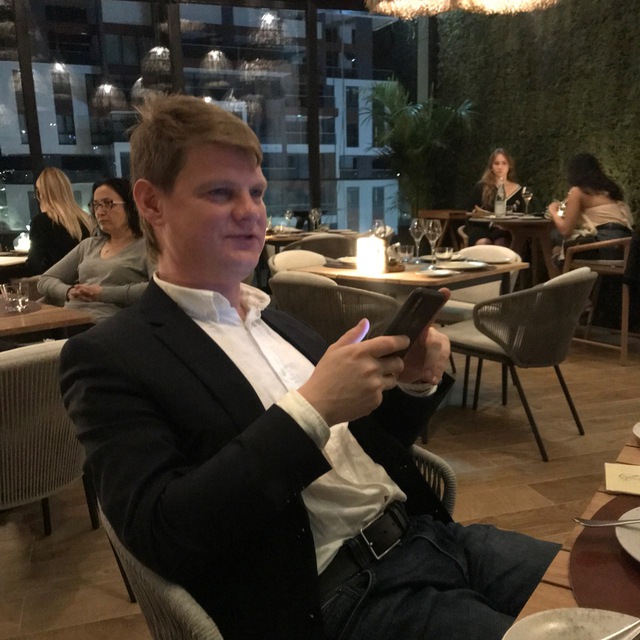 Ewan Maksimov @Herr_Dr_Dadu