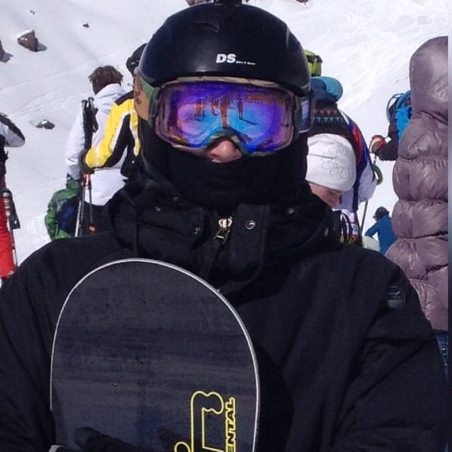 Alex Borisov @a1exborisov