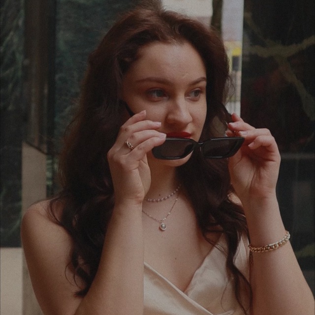 𝓜𝓪𝓻𝓲𝓲𝓪 @mariiia_ly