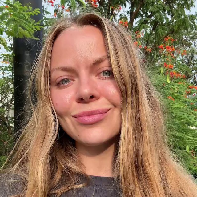 Alina @Beliysrisunkom