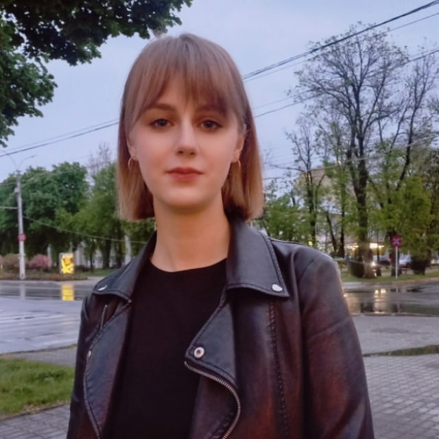 Елена Черненко @elenachernenko