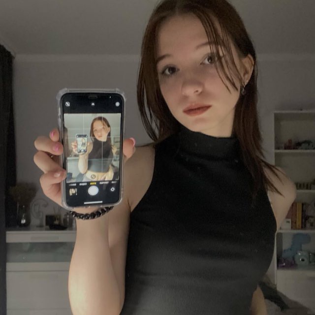 Ксюша 🎀 @kamiwex