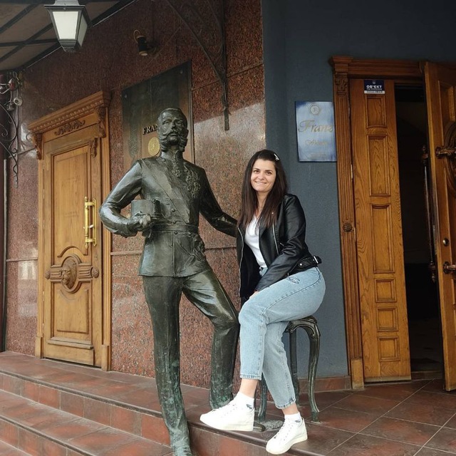 Ludmila @5361550930