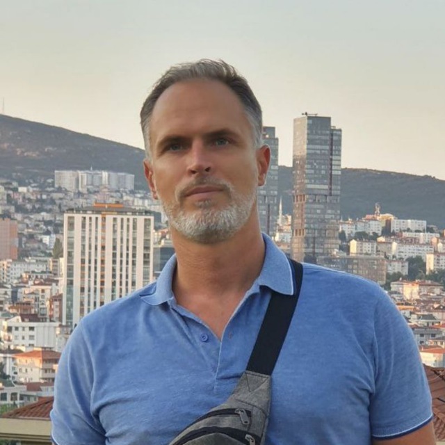 Bohdan Oleksandruk @b_oleksandruk