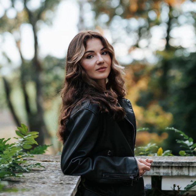 Maryna Volkova @1246391660