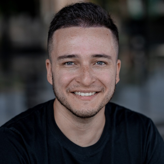 Ilya Dobretsov @ilyadobretsov