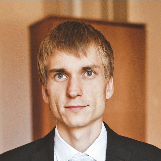 Anton Tkachev @misterio_anton